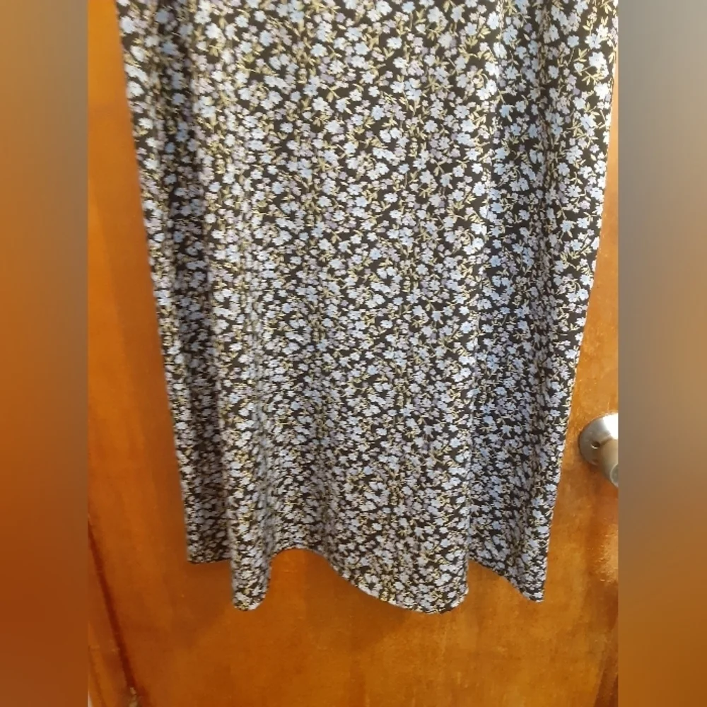 Villager Women's Flower Skirt